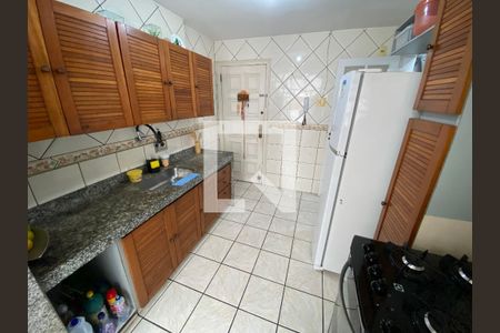 Apartamento à venda com 75m², 2 quartos e 1 vagaCozinha