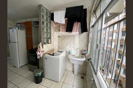 Apartamento à venda com 75m², 2 quartos e 1 vagaÁrea de Serviço