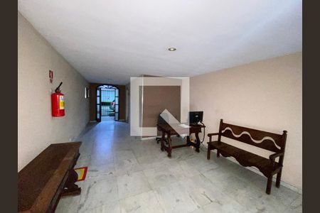 Apartamento à venda com 75m², 2 quartos e 1 vagaÁrea comum