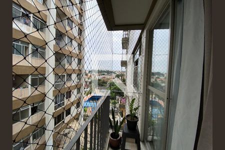 Apartamento à venda com 75m², 2 quartos e 1 vagaVaranda