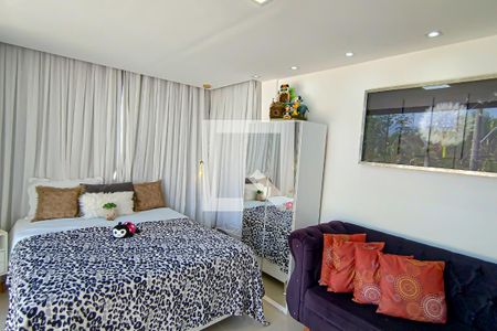 Casa à venda com 450m², 5 quartos e 2 vagasquarto 2