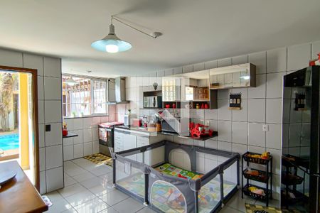 Casa à venda com 450m², 5 quartos e 2 vagascozinha