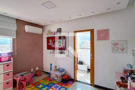 Casa à venda com 450m², 5 quartos e 2 vagasquarto 5