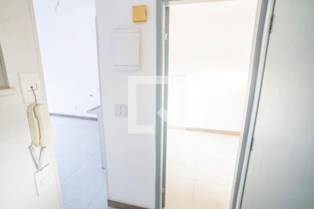 Apartamento à venda com 41m², 2 quartos e sem vaga Apartamento à venda com 41m², 2 quartos e sem vagaEntrada