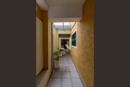 Casa à venda com 216m², 3 quartos e 4 vagasCorredor