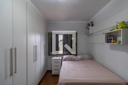 Casa à venda com 216m², 3 quartos e 4 vagasQuarto 2