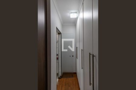 Casa à venda com 216m², 3 quartos e 4 vagasSuíte