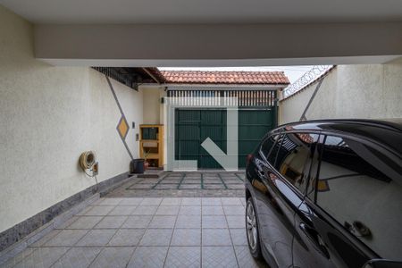 Casa à venda com 216m², 3 quartos e 4 vagasGaragem