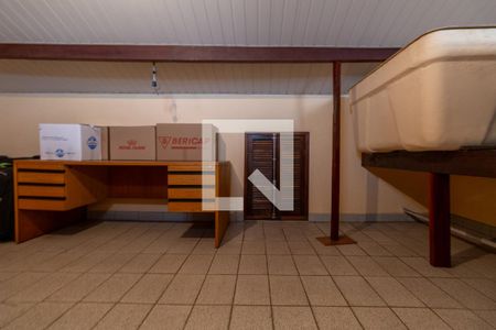 Casa à venda com 216m², 3 quartos e 4 vagasSótão