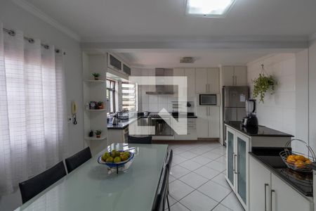 Casa à venda com 216m², 3 quartos e 4 vagasCozinha