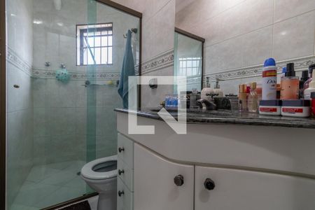 Casa à venda com 216m², 3 quartos e 4 vagasBanheiro Suíte