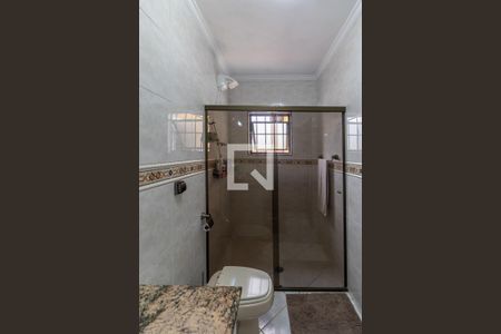 Casa à venda com 216m², 3 quartos e 4 vagasBanheiro