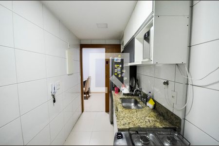 Apartamento à venda com 75m², 2 quartos e 1 vagaCozinha e Área de Serviço