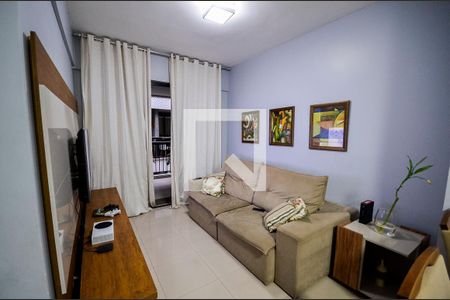 Apartamento à venda com 75m², 2 quartos e 1 vagaSala