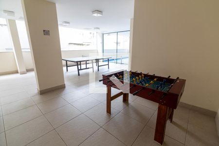 Apartamento à venda com 75m², 2 quartos e 1 vagaÁrea comum