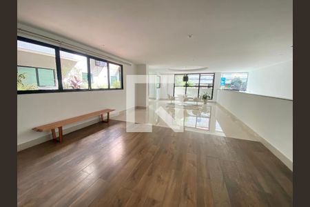 Apartamento à venda com 75m², 2 quartos e 1 vagaHall