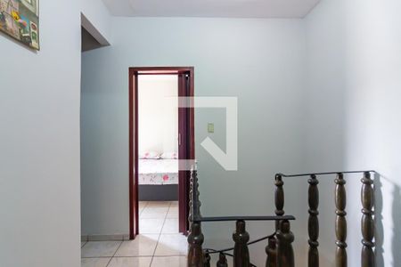 Casa à venda com 147m², 2 quartos e 2 vagas Casa à venda com 147m², 2 quartos e 2 vagasHall Quartos