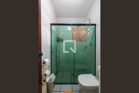 Casa à venda com 147m², 2 quartos e 2 vagas Casa à venda com 147m², 2 quartos e 2 vagasBanheiro