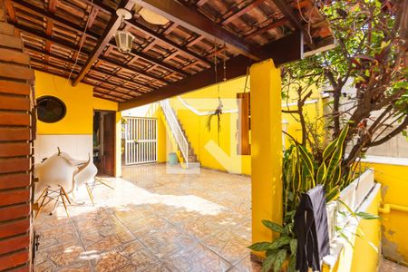 Casa à venda com 147m², 2 quartos e 2 vagas Casa à venda com 147m², 2 quartos e 2 vagasÁrea Gourmet