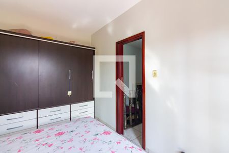 Casa à venda com 147m², 2 quartos e 2 vagas Casa à venda com 147m², 2 quartos e 2 vagasQuarto 2