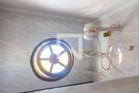 Casa à venda com 147m², 2 quartos e 2 vagas Casa à venda com 147m², 2 quartos e 2 vagasBanheiro da Edícula