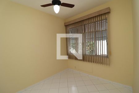 Quarto 1 de apartamento para alugar com 2 quartos, 64m² em Praia da Bandeira, Rio de Janeiro