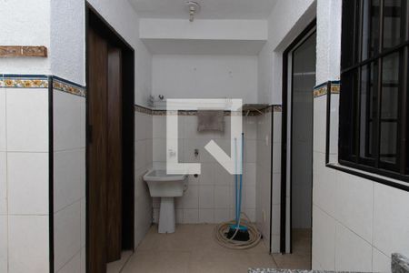 Casa à venda com 100m², 3 quartos e 1 vagaÁrea de Serviço