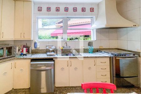 Casa à venda com 372m², 4 quartos e 6 vagasCozinha