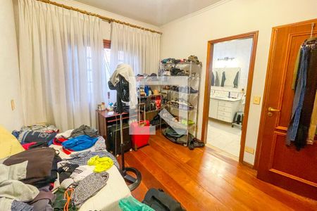 Casa à venda com 372m², 4 quartos e 6 vagasSuíte 1