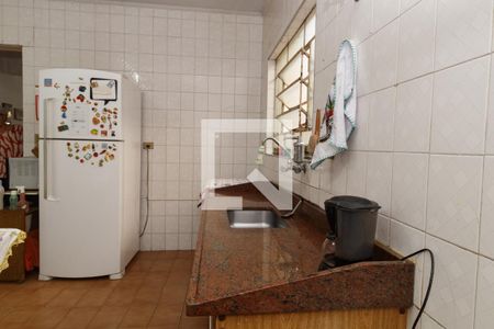 Casa à venda com 200m², 3 quartos e 2 vagas Casa à venda com 200m², 3 quartos e 2 vagasCozinha