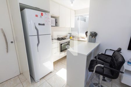 Cozinha de apartamento para alugar com 2 quartos, 43m² em Vila Santa Teresa (zona Leste), São Paulo