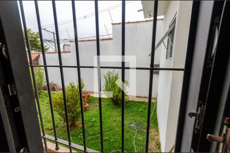 Casa à venda com 300m², 3 quartos e 3 vagas Casa à venda com 300m², 3 quartos e 3 vagasVista Suíte