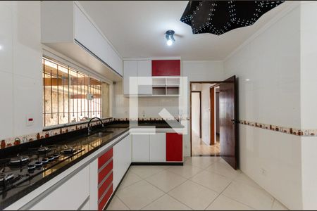 Casa à venda com 300m², 3 quartos e 3 vagas Casa à venda com 300m², 3 quartos e 3 vagasCozinha