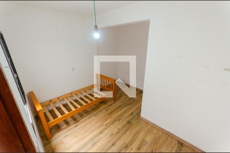 Casa à venda com 300m², 3 quartos e 3 vagas Casa à venda com 300m², 3 quartos e 3 vagasQuarto 1