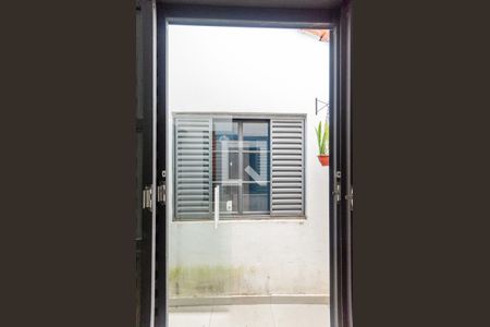Casa à venda com 300m², 3 quartos e 3 vagas Casa à venda com 300m², 3 quartos e 3 vagasQuarto 1
