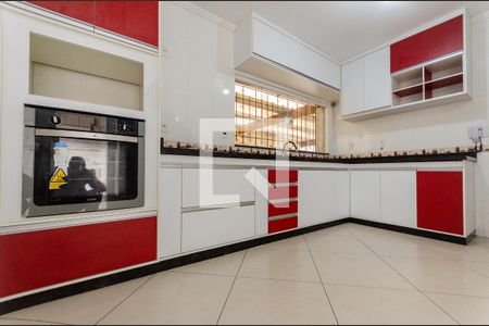 Casa à venda com 300m², 3 quartos e 3 vagas Casa à venda com 300m², 3 quartos e 3 vagasCozinha