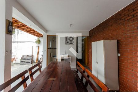 Casa à venda com 300m², 3 quartos e 3 vagas Casa à venda com 300m², 3 quartos e 3 vagasEspaço Gourmet
