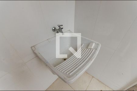 Casa à venda com 300m², 3 quartos e 3 vagas Casa à venda com 300m², 3 quartos e 3 vagasÁrea de Serviço