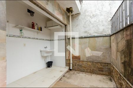 Área de Serviço de casa à venda com 3 quartos, 300m² em Vila Zat, São Paulo