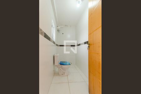 Casa à venda com 300m², 3 quartos e 3 vagas Casa à venda com 300m², 3 quartos e 3 vagasBanheiro 2