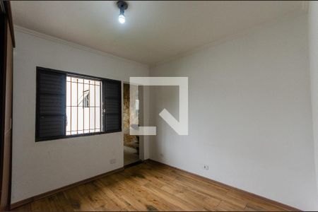 Casa à venda com 300m², 3 quartos e 3 vagas Casa à venda com 300m², 3 quartos e 3 vagasSuíte