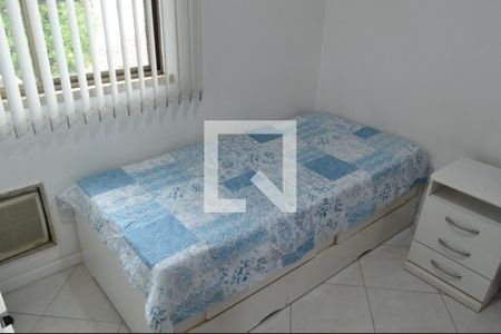 Casa de condomínio à venda com 197m², 3 quartos e 2 vagasQuarto