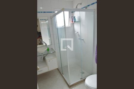 Casa de condomínio à venda com 197m², 3 quartos e 2 vagasBanheiro da Suíte 2