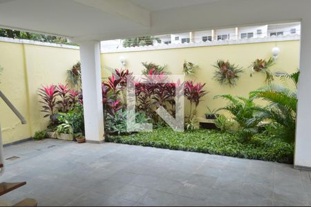 Casa de condomínio à venda com 197m², 3 quartos e 2 vagasJardim