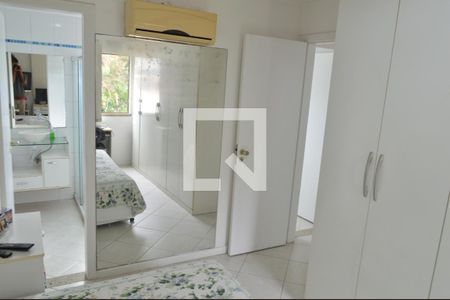 Casa de condomínio à venda com 197m², 3 quartos e 2 vagasSuíte 2