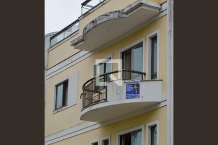 Casa de condomínio à venda com 197m², 3 quartos e 2 vagasPlaca