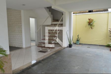 Casa de condomínio à venda com 197m², 3 quartos e 2 vagasGaragem