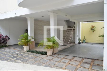 Casa de condomínio à venda com 197m², 3 quartos e 2 vagasGaragem