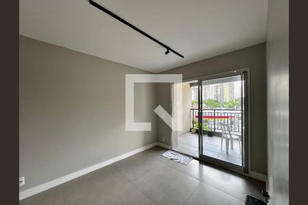 Sala de apartamento para alugar com 3 quartos, 83m² em Santo Amaro, São Paulo