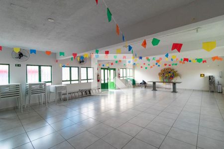 Apartamento para alugar com 57m², 2 quartos e 1 vagaÁrea comum - Salão de festas